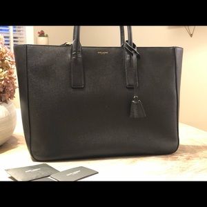 Saint Laurent Medium Museum Tote